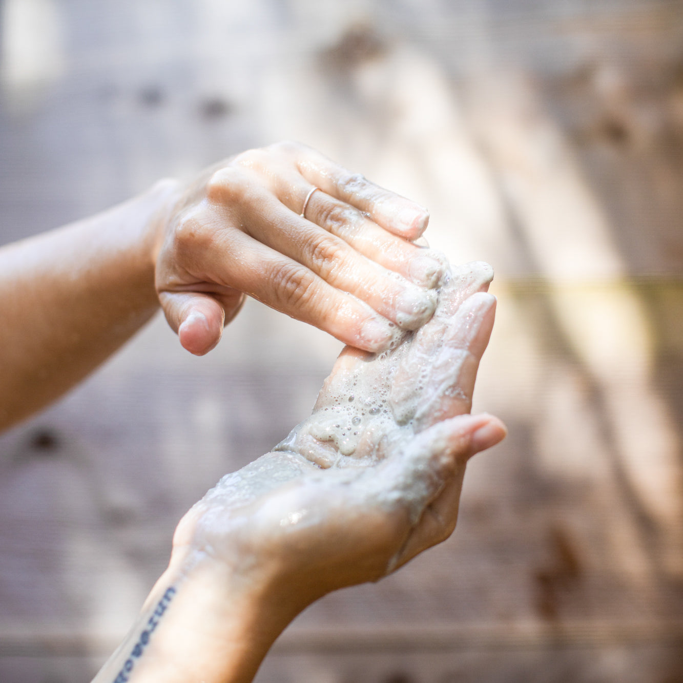 Clarifying Powder to Foam Cleanser